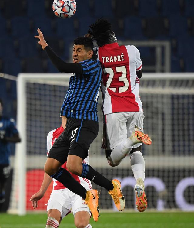 都灵球队客场战胜对手，保持领先优势的简单介绍