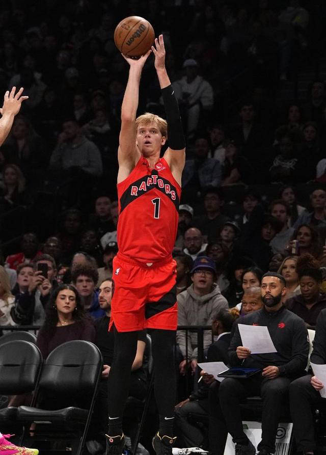 猛龙主场惊险赢球,热火不敌失利的简单介绍 猛龙主场惊险赢球,热火不敌失利的简单介绍