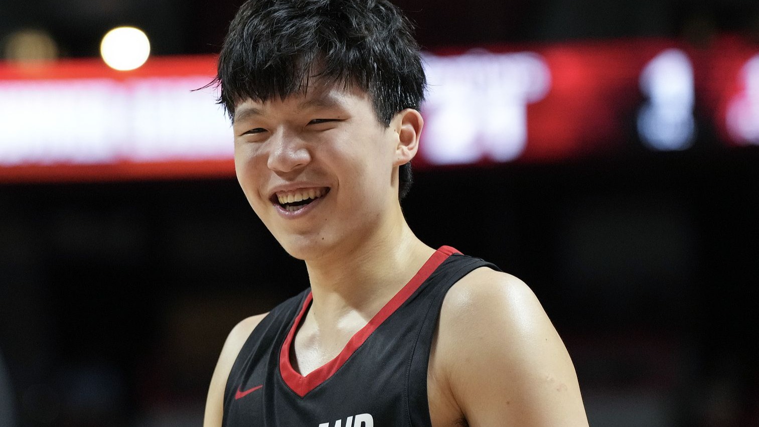 关于开拓者队实力碾压勇士，再胜一仗稳住冠军头衔的信息