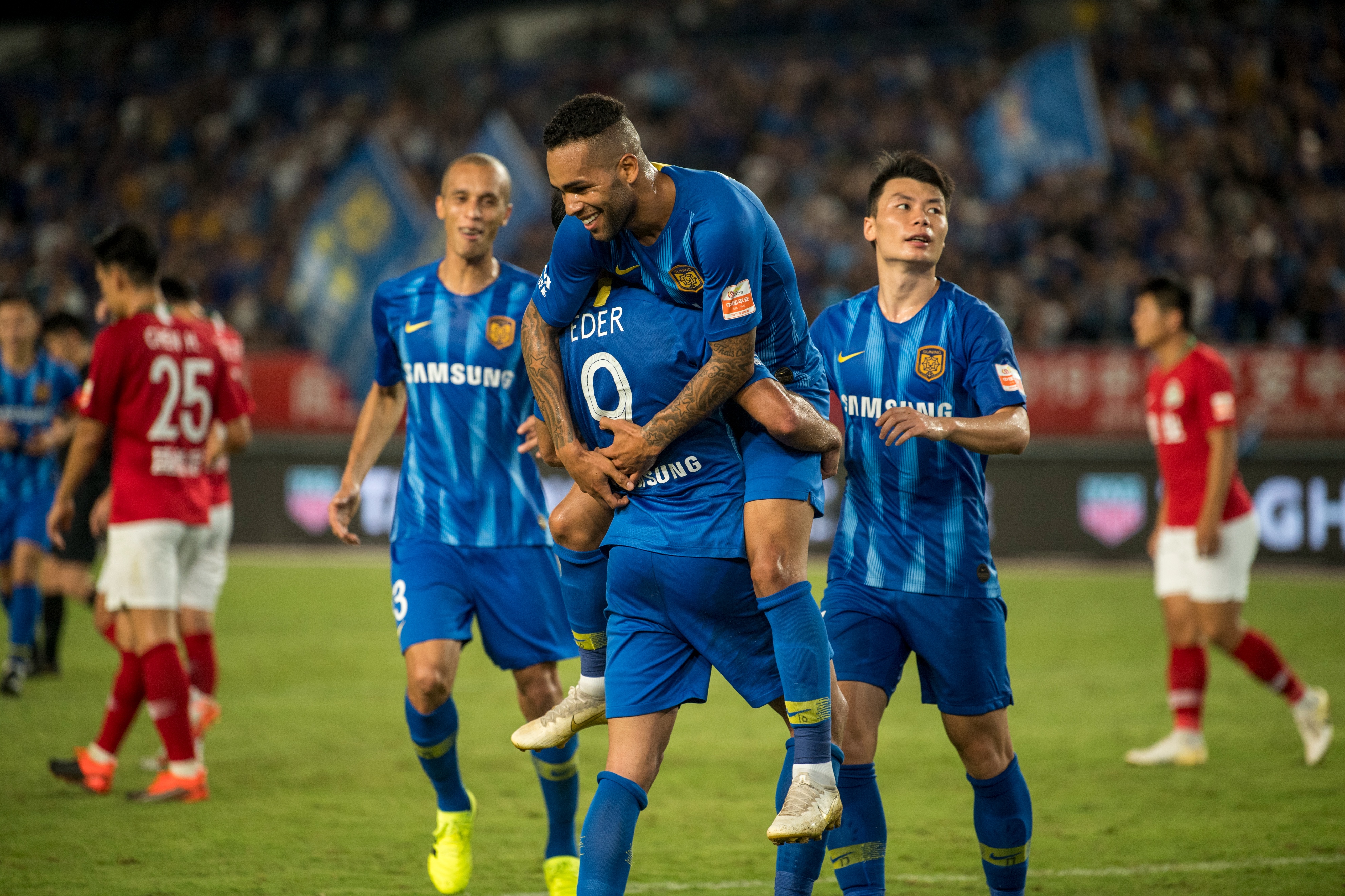 江苏苏宁客场大胜，展现强大实力，继续稳健前行的简单介绍