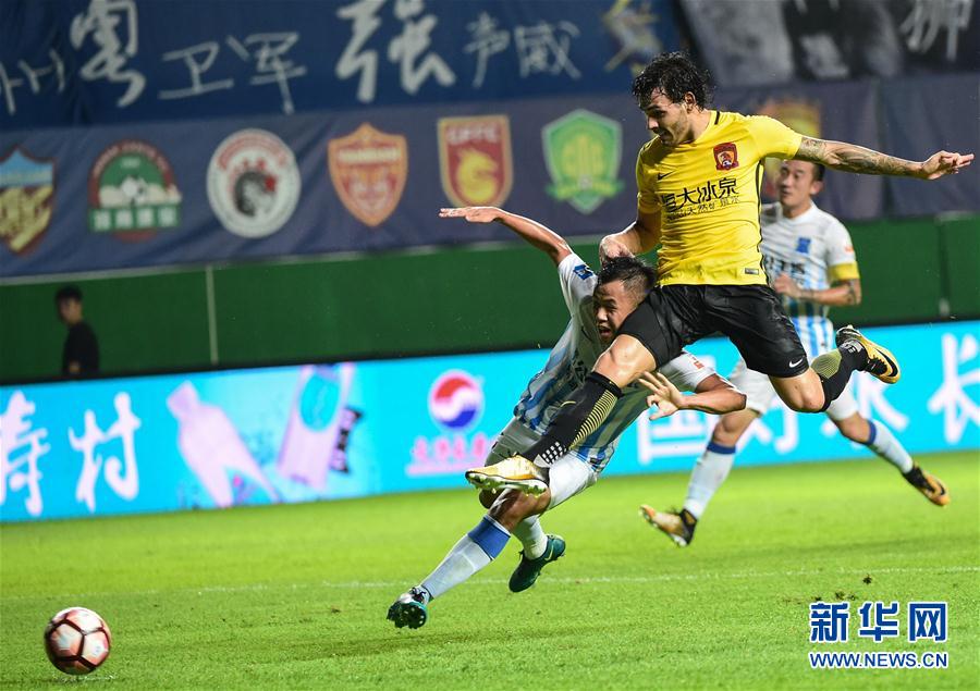 LOL电竞动态-富力胜重庆：广州富力队胜重庆队，喜获胜利的简单介绍