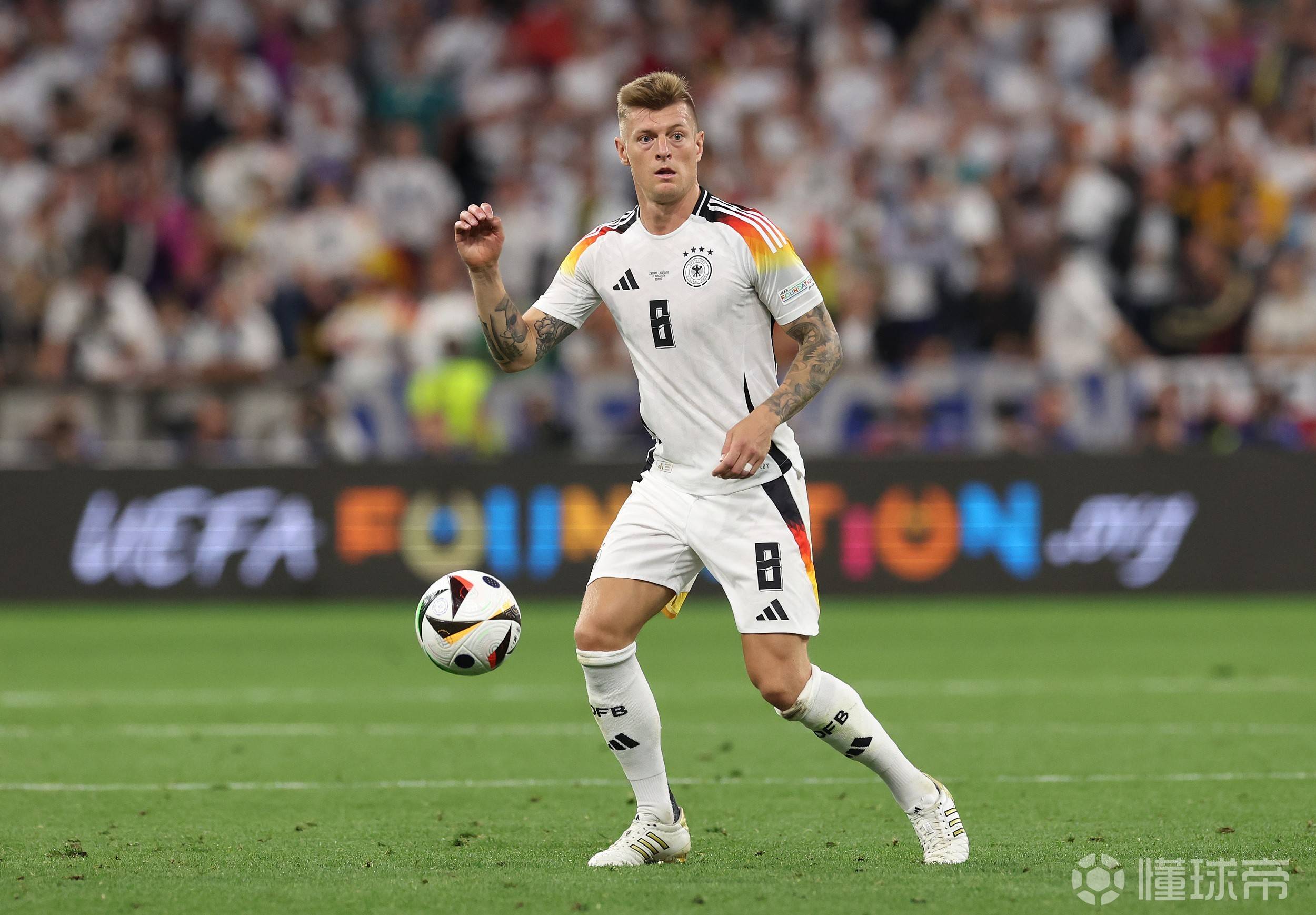 德国险胜丹麦，萨内刷新纪录的简单介绍