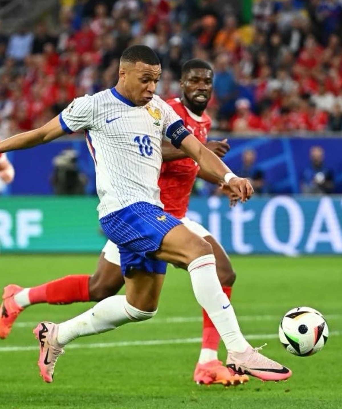 法国队翻盘韩国队，梁靖崑高光表现的简单介绍