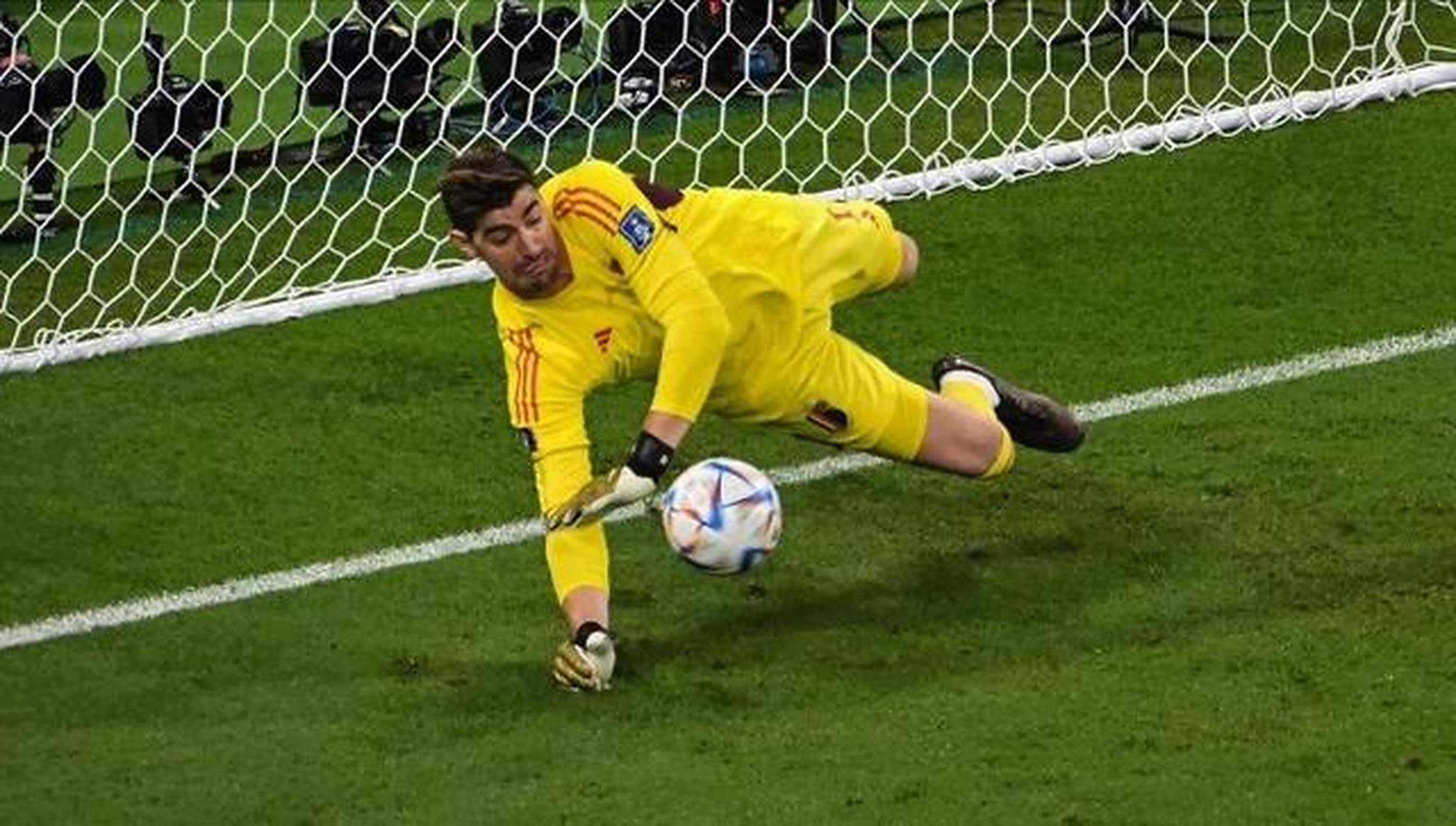 比利时逆转葡萄牙，库尔图瓦惊艳四座的简单介绍