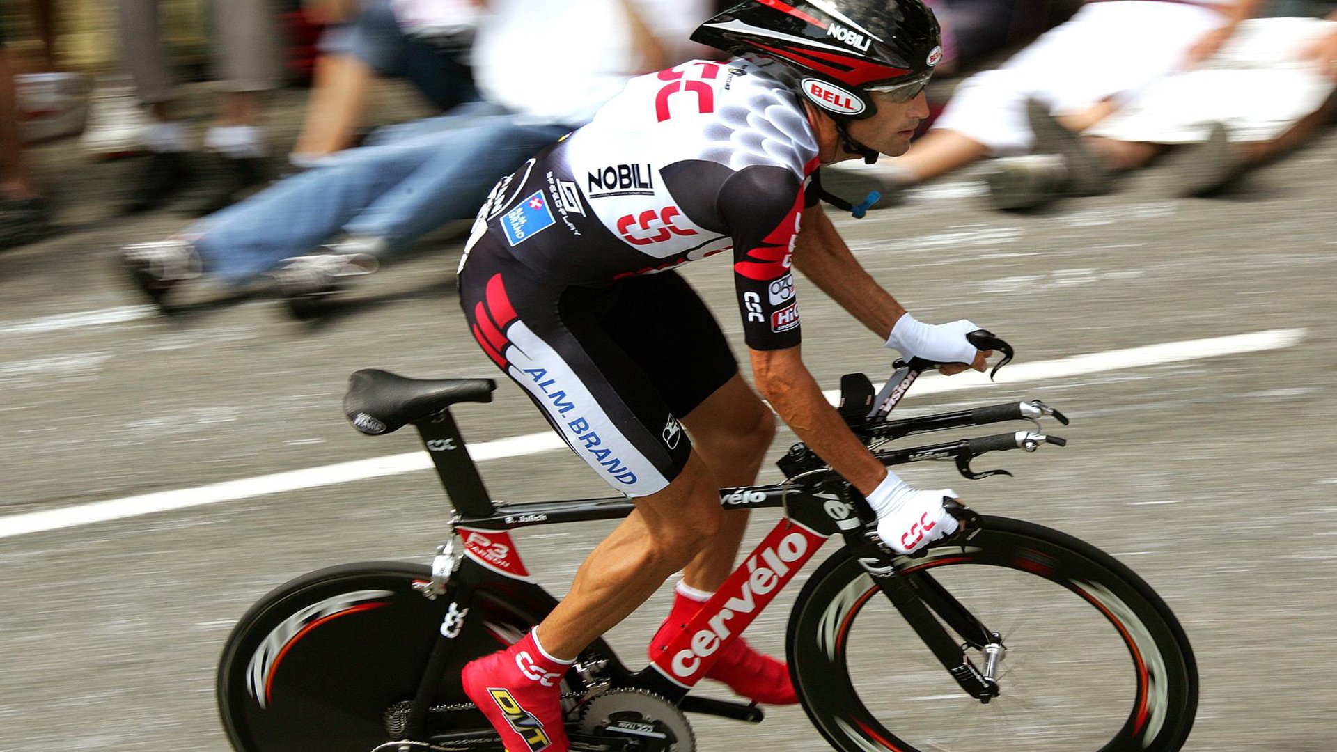 东决关键战焦点战，波兰决胜局带走加拿大，欧洲篮球的战术智慧与团队韧性